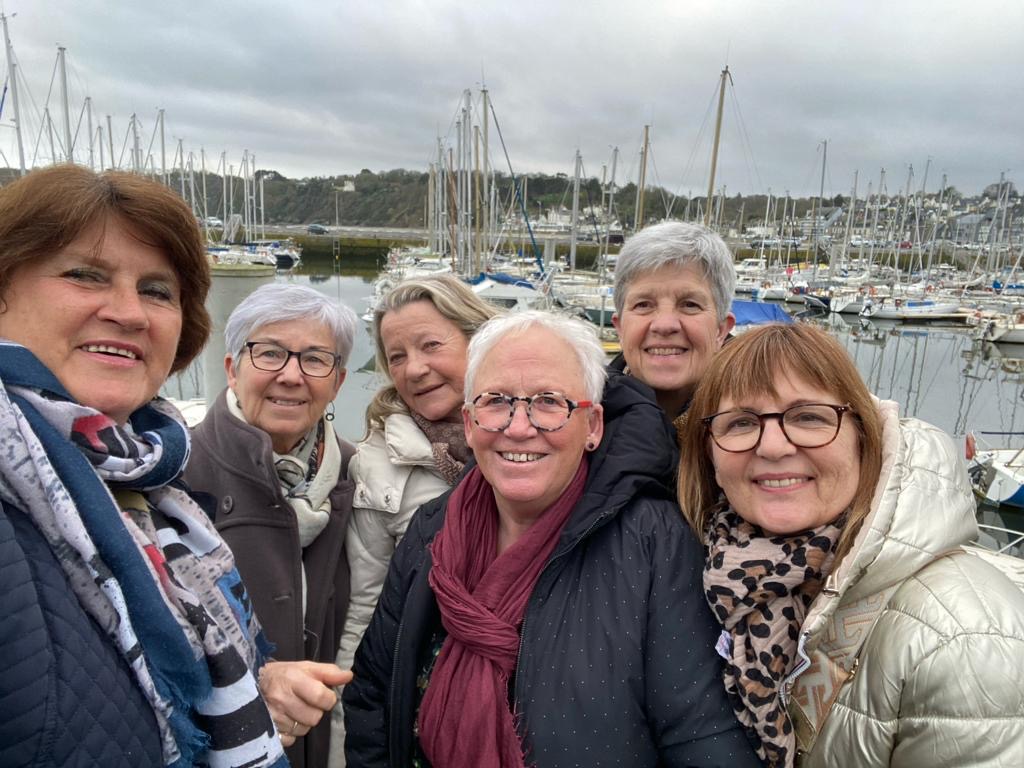 les membres du bureau avec le sourire à l'issue de la réunion de début d'année 